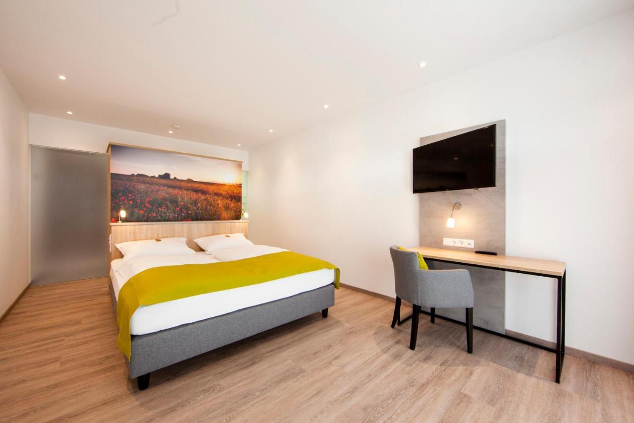 Apartment Cafe & Wein Gaestehaus Kurz *