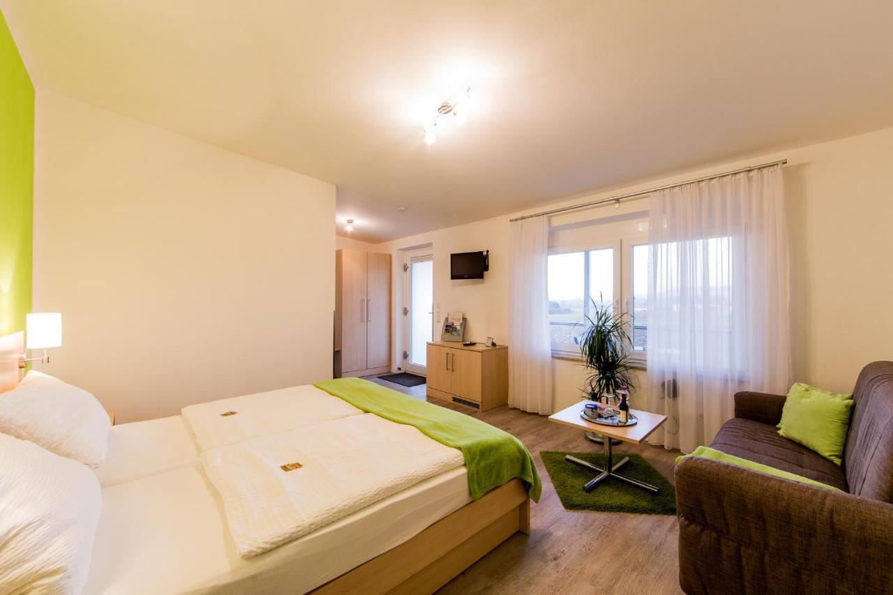 Cafe & Wein Gaestehaus Kurz * Heilbronn
