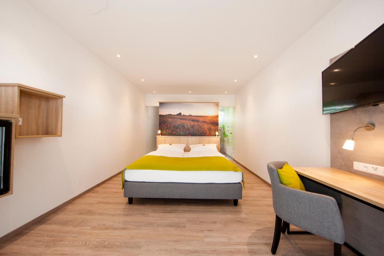 Apartment Cafe & Wein Gaestehaus Kurz *